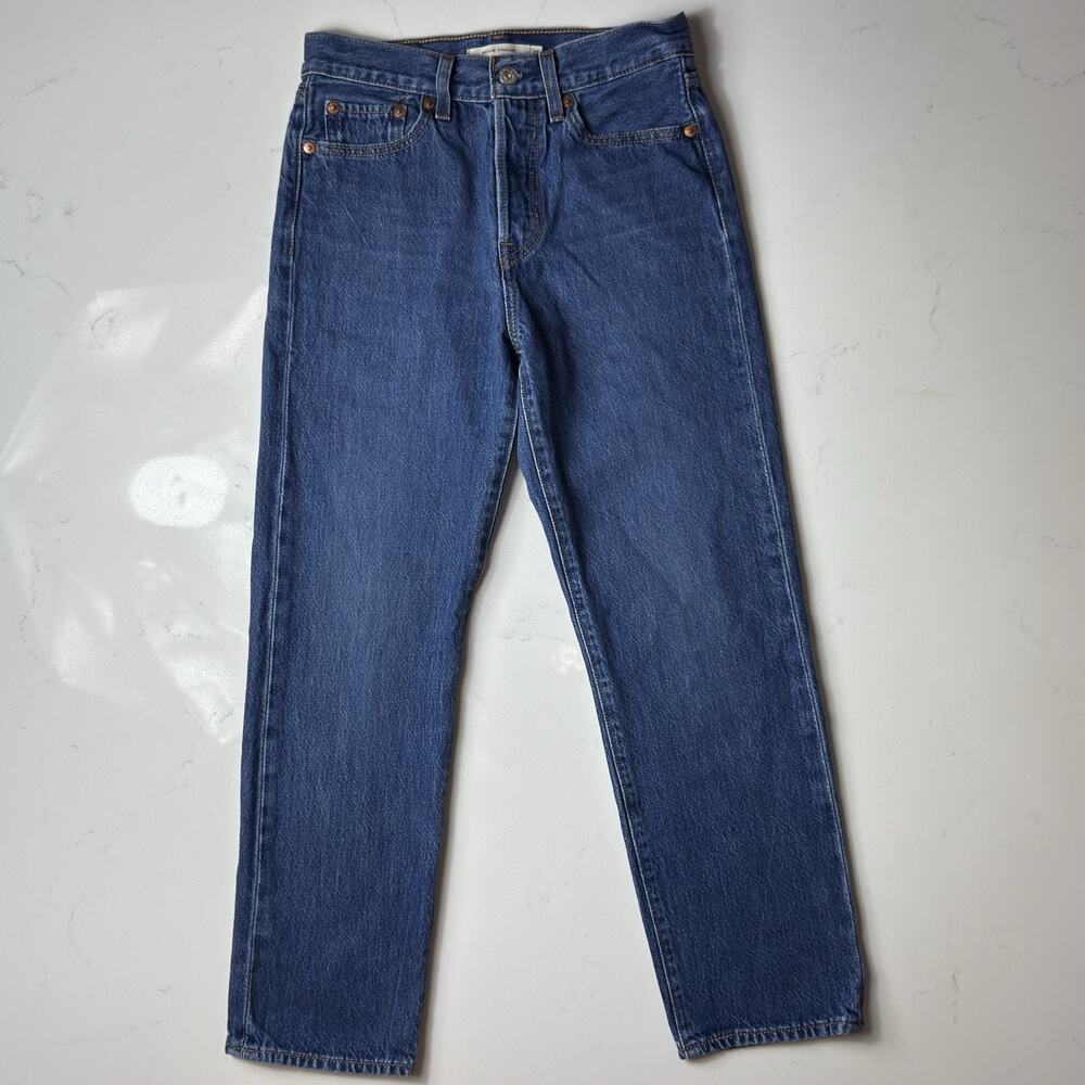 Levi's Premium Jeans Womens 25x26 Wedgie Straight Medium Wash Button Fly